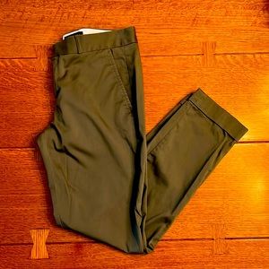 Banana Republic Avery Cropped Pants (Olive Green, size 0)